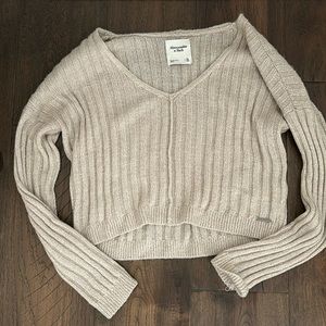 Abercrombie & Fitch cropped sweater